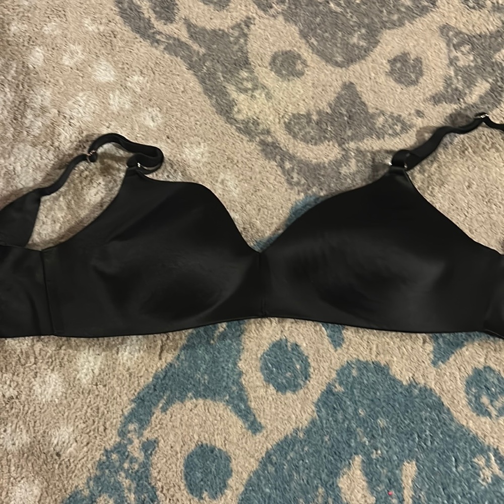 Secret Treasures tshirt bra